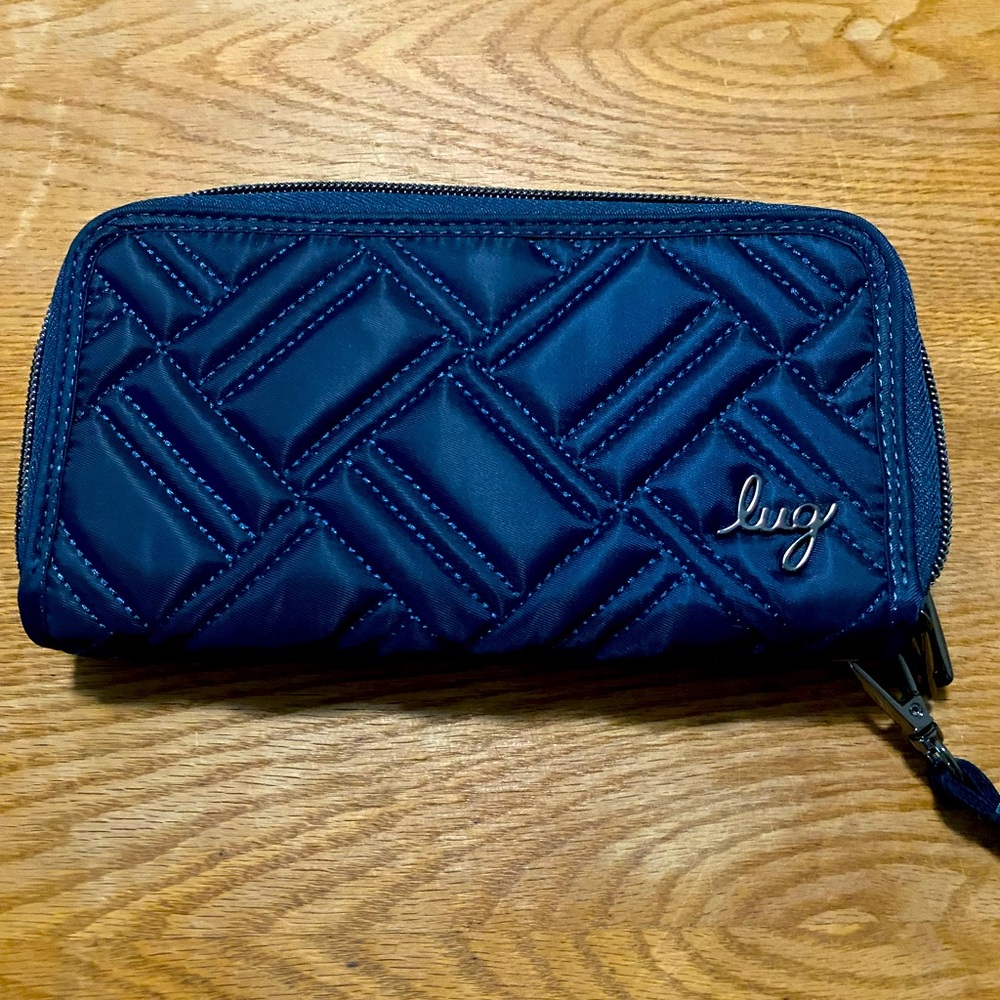 Brand new Lug wallet